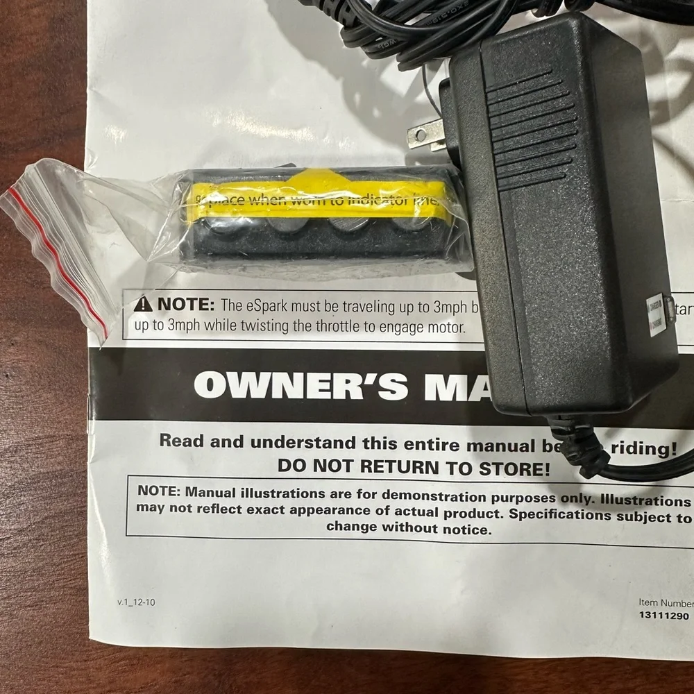 QILI POWER Model QL-09009-B2400600H Razor Charger & Spark Scooter Cartri